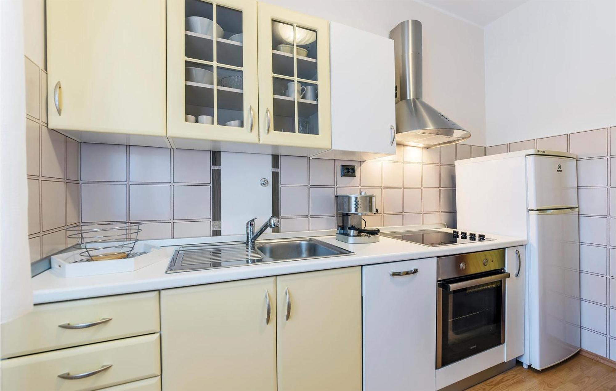 2 Bedroom Beautiful Apartment In Valtura Zewnętrze zdjęcie